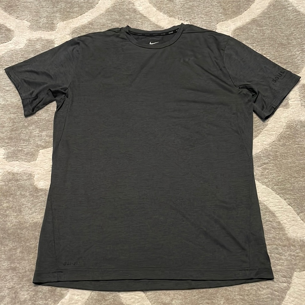 Men’s Nike x SoulCycle Dri-Fit Tee | L | Gray